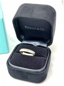 Tiffany & Co Together Plat & 18k Y Gold 4 mm Milgrain Wedding Band Sz 10.5-Box