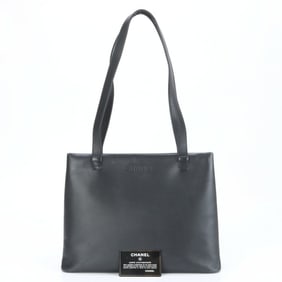 Chanel guarantee card with serial number seal leather shoulder handbag for women