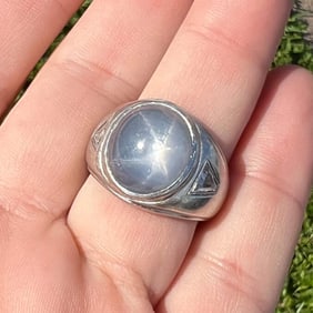 Platinum 21.00 Ct. Star Sapphire & Diamond Ring