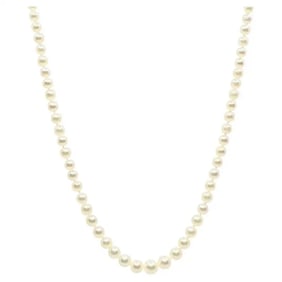 Vintage Graduated Pearl Necklace 18k Gold Clasp