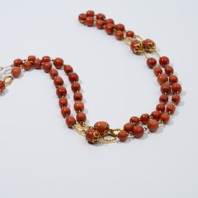 18K YELLOW GOLD  CORAL NECKLACE