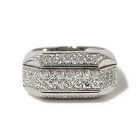 18K WHITE GOLD  DIAMOND RING
