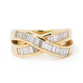 18K AUSTRIAN DIAMOND RING