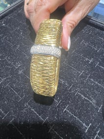 18k Yellow Roberto Coin Tube Gaze Diamond Bracelet