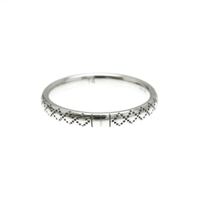 Gucci Diamantissima Ring White Gold (18K) Fashion No Stone Band Ring Silver
