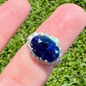 Platinum 7.96 Ct. Sapphire & Diamond Ring