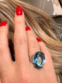 Aquamarine & Diamonds Ring, Platinum