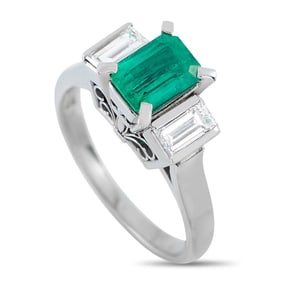 LB Exclusive Platinum 0.56ct Diamond and Emerald Three Stone Ring MF03-022125