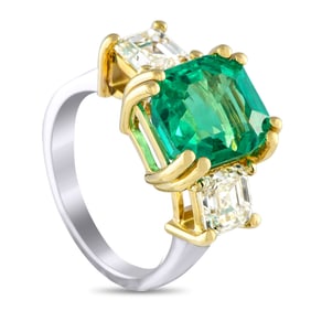 LB Exclusive 18K Yellow and White Gold 2.04ct Diamond and Emerald Ring MF02-050125