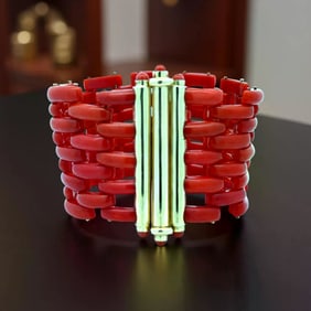 Italian Designer Franceso Loffredo Of Caserta, Italy Coral Link Wide