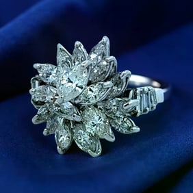 1970'S Diamond And Platinum Cluster Ring