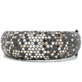 18K White Gold Black & Champagne Diamond Bangle