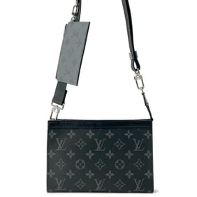 Louis Vuitton Shoulder Bag Monogram Eclipse Reverse Gaston Wearable Wallet M81124 Black
