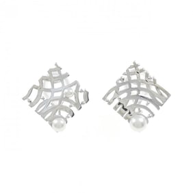 Mikimoto Akoya pearl earrings