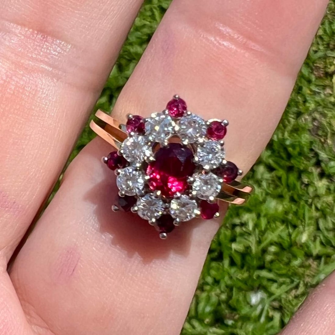 18K Yellow Gold Ruby & Diamond Ring - 4