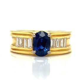 18K Yellow Gold Sapphire & Diamond Ring