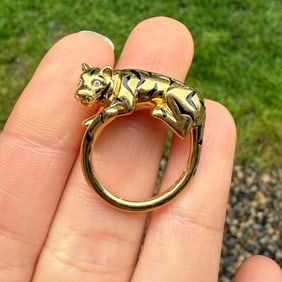 Figural 18K Gold, Diamond, and Enamel Tiger Ring