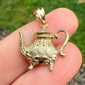 Vintage 14K Gold Teapot Charm