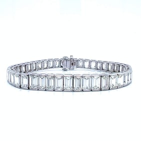 Platinum Graduated 30.50 Ct. Emerald-cut Diamond Tennis Bracelet