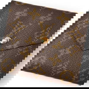 Louis Vuitton Wallet LOUIS VUITTON Monogram Folding No.190: Category: SizeSize (HxWxD): 11cm x 10cm x 2.2cm / 4.33'' x 3.93'' x 0.86''Category: DesignType: Wallet (bi-fold)Color: Brown, MonogramGender: UnisexClosure: Snap fastenerMaterial: Monogram Inner Pocke