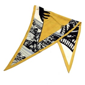 Hermes boite au vol pointe triangle geant triangular scarf
