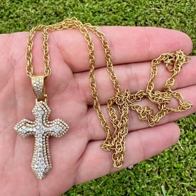 2.00 Ct Diamond Cross Pendant with Chain