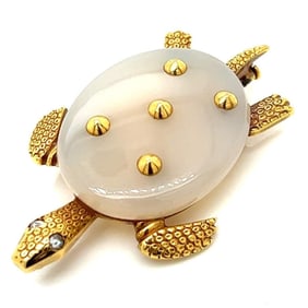 CARTIER PARIS 1960's 18K Yellow Gold Chalcedony Turtle Brooch