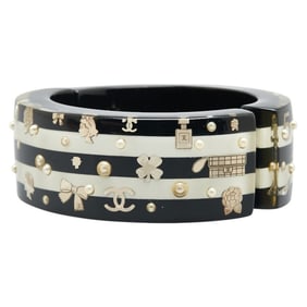 Chanel Coco Mark Rose Ribbon Clover Bangle Bracelet in Black and White with Plastic Faux Pearls for