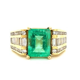 14k Diamond Emerald Ring