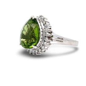 Fine Peridot And Diamond Platinum Ring