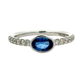 Fine Blue Sapphire And Diamond 14Kt White Gold Ring