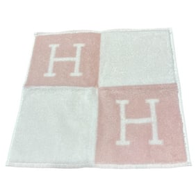 Hermes Carre Avalon Rose Lila Towel for Women