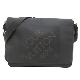 Louis Vuitton Petit Messager Men's Shoulder Bag M93618 with Initials "T.K." Damier Geant in Black