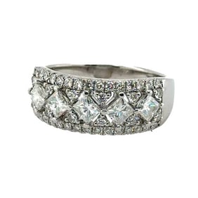 "Leo" Diamond Band
