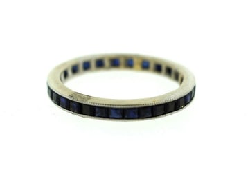 14K WHITE GOLD SAPPHIRE BAND RING STYLISH