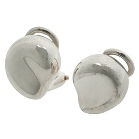 Like new Tiffany & Co. 5.7g Bean Earrings in 925 Sterling Silver.