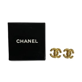 CHANEL Vintage 93A Engraved Coco Mark Motif Earrings/Ear Cuff Gold 59530