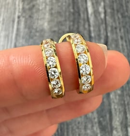 2 Ct Diamond and 18K Gold Huggie Earrings