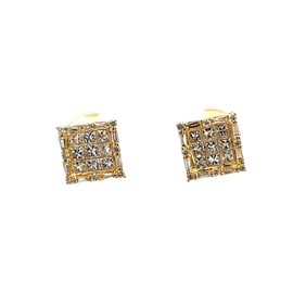 18k Diamond Stud Earrings