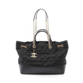 CHANEL Matelasse Tote Bag in Grained Calfskin Leather, Black