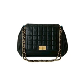 Seal No. 6 CHANEL Vintage Chocolate Bar 2.55 Lambskin Chain Shoulder Bag Black 34648
