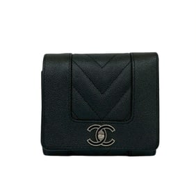 Unused, stored item, seal number 29, CHANEL Mademoiselle Coco V-stitch caviar leather tri-fold