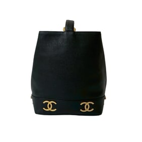 Seal No. 2 CHANEL Vintage Triple Coco Caviar Leather Shoulder Bag in Black -1613
