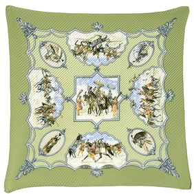 Hermes Hermès LES CHEVAUX DES MOGHOLS pleated scarf/muffler, featuring Mughal horses, is a women's