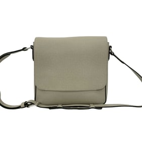 LOUIS VUITTON Roman PM Taiga Leather Shoulder Bag/Body Bag, Polaire, Light Gray, 40197
