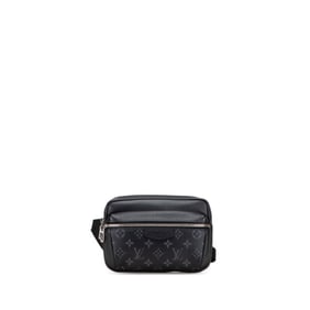 Louis Vuitton Taiga Rama Bum Bag, Outdoor Body Bag/Waist M30245, Noir Black Leather, Men's