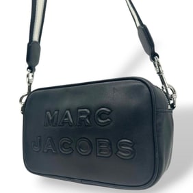 Marc Jacobs shoulder bag with logo, black leather, silver hardware, logo plate, brand E6