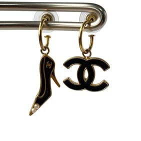 CHANEL Women's Coco Mark Heel Motif Earrings 02A