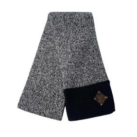Louis Vuitton Women's Echarpe Galaxy M77381 Monogram Scarf