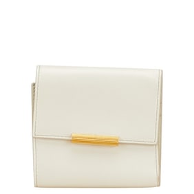 Bottega Veneta Logo Compact Wallet in White and Ivory Leather for Women